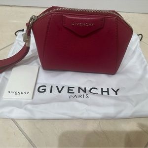 Givenchy Antigona Clutch